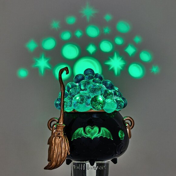 Bath & Body Works Witch's Cauldron Color Changing Projector Wallflower Halloween - Picture 1 of 6